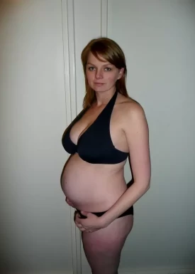 Беременная жена без трусов (17 фото)