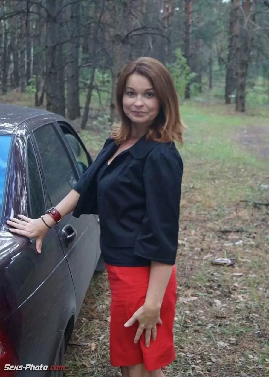 Фото голой русской женщины в лесу