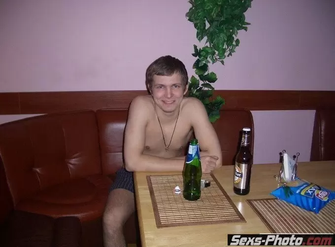 Русские парень с девушкой в сауне (43 фото)